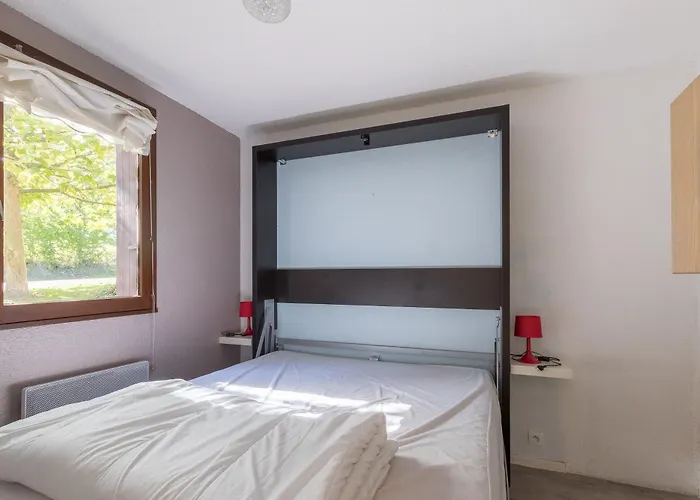 Les Alouettes - 300 M Du *